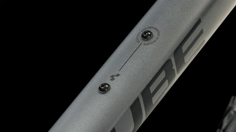 Cube Nature Trekking Bike in Graphite/Black-3